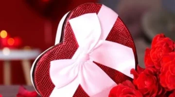 الهدايا الرمزية في عيد الحب: كيف تحدت البساطة ارتفاع أسعار الهدايا الفاخرة؟